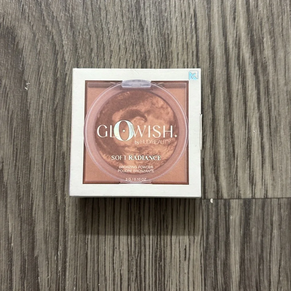 Huda Beauty Glowish Mini Bronzer